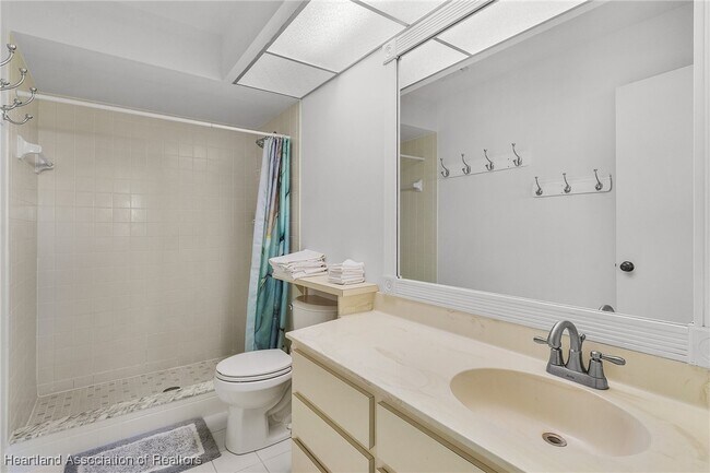 Building Photo - 7596 Captains Harbor Dr