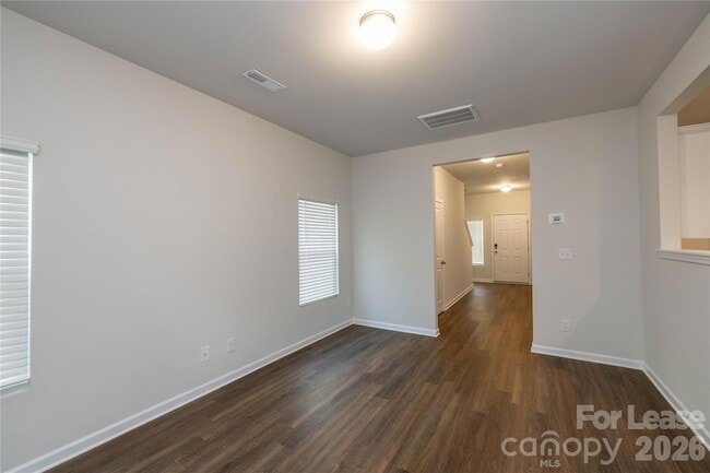 Building Photo - 208 S Bell Ave