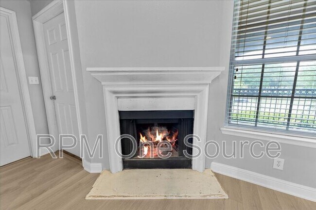 Building Photo - 2601 Preston Rd