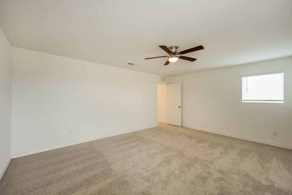 Building Photo - 1350 Vallarta Centro