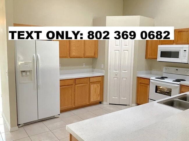 Building Photo - 1420 Lodge Terrace