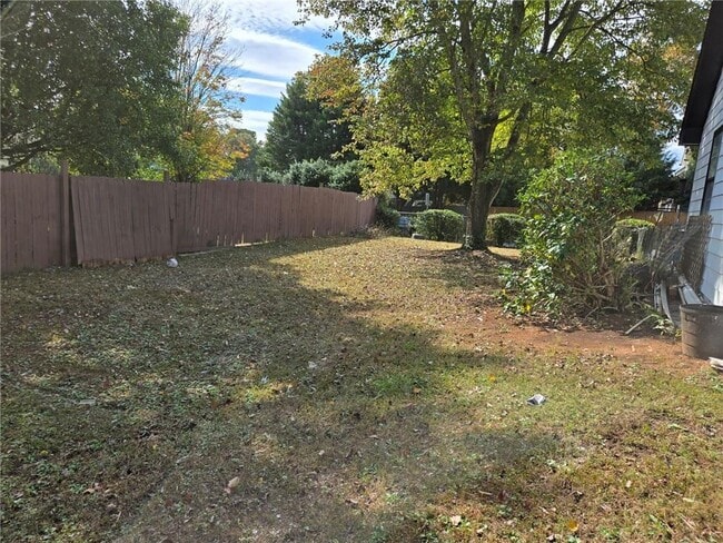 Building Photo - 3243 Oak Vista Way SW