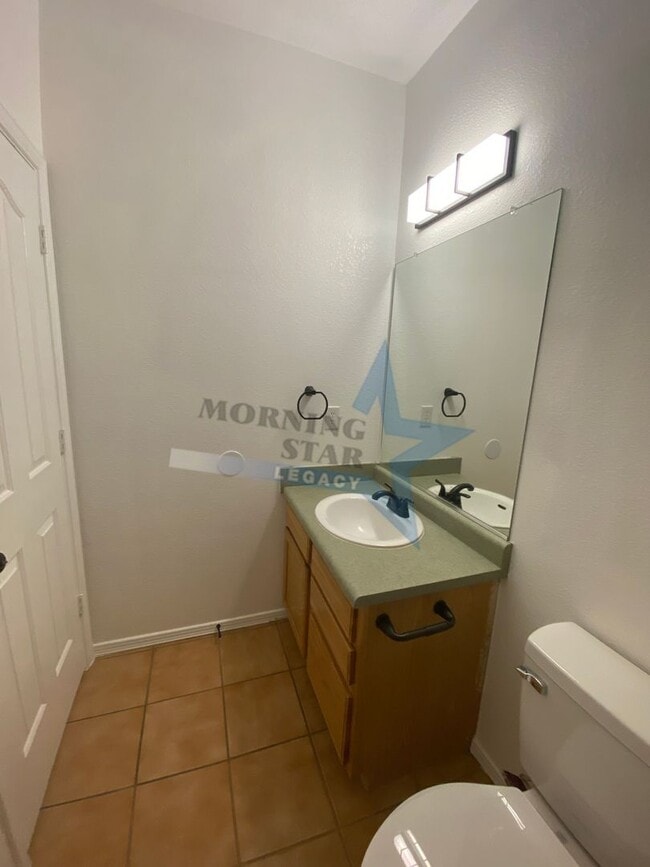 Building Photo - Charming 3 bedroom 2 bath home in Las Colinas