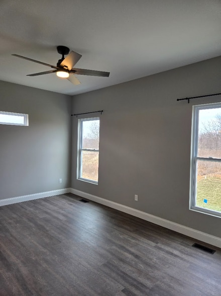 Building Photo - 231 Old Schaeffer Ln