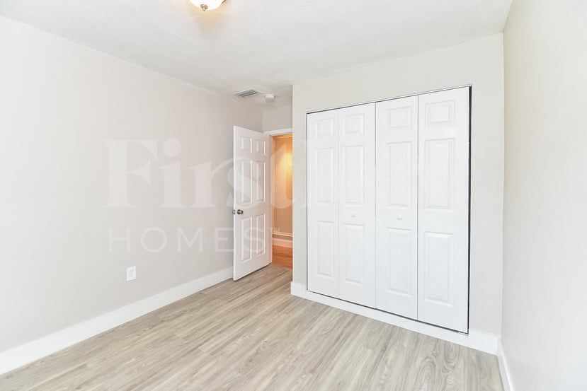 Building Photo - 16941 SW 119th Ct