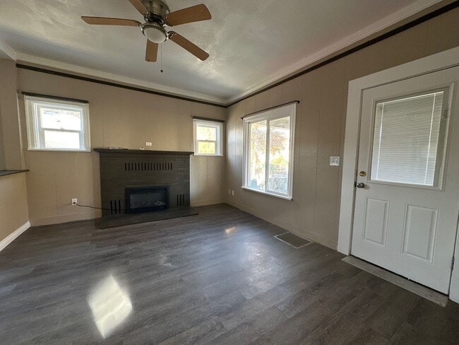 Building Photo - N10th332