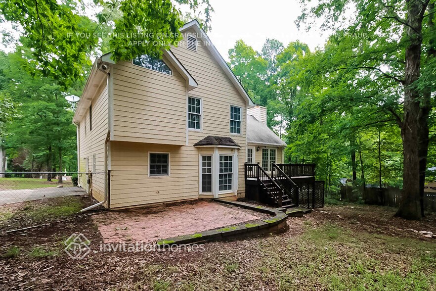 Building Photo - 223 Manchester Dr