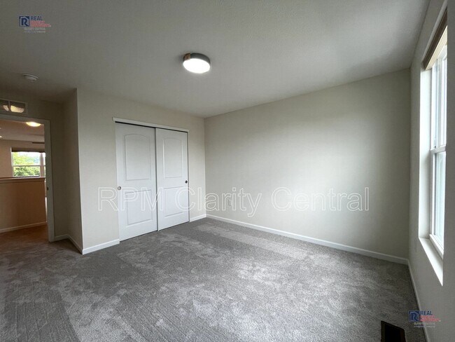 Building Photo - Beautiful Brand New 4-Bedroom Home in Cree...