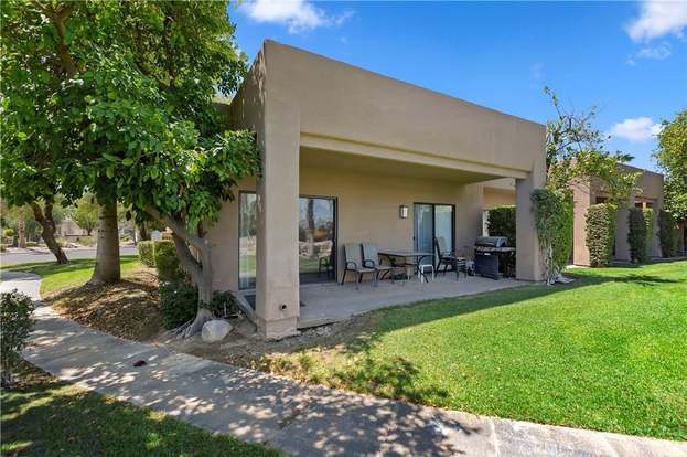 Building Photo - 28984 Desert Princess Dr
