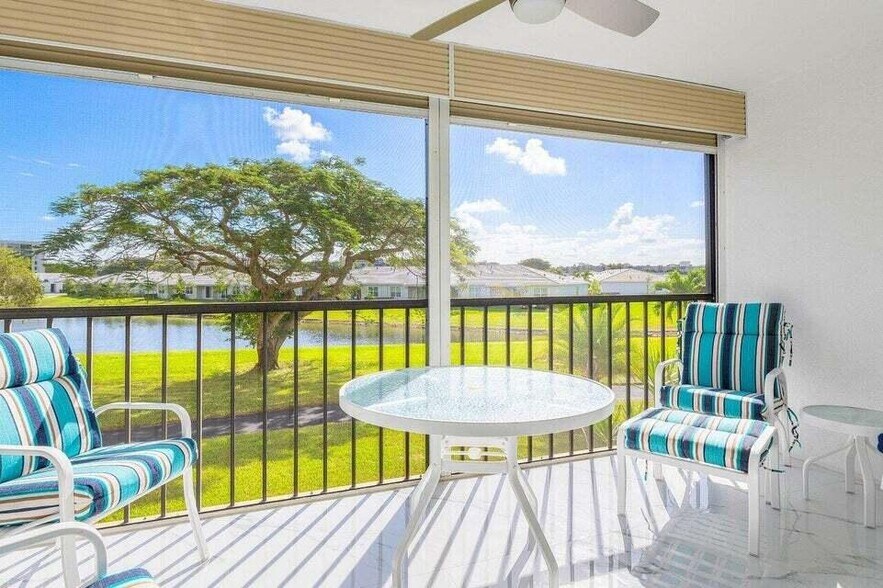 Building Photo - 7076 Huntington Ln