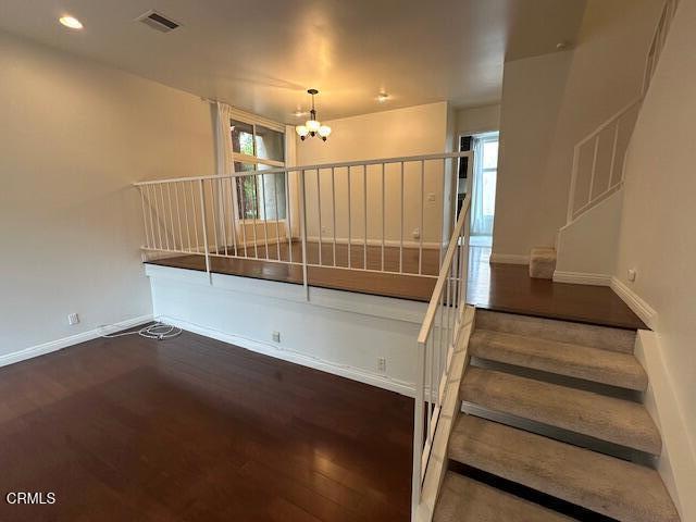 Building Photo - 1841 Bushnell Ave