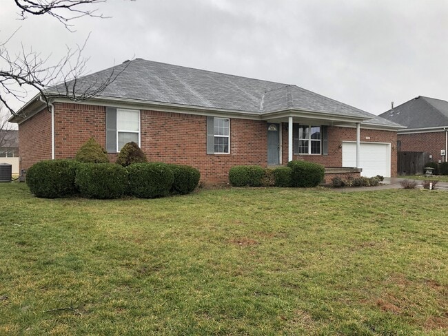Building Photo - 576 Circle Valley Dr
