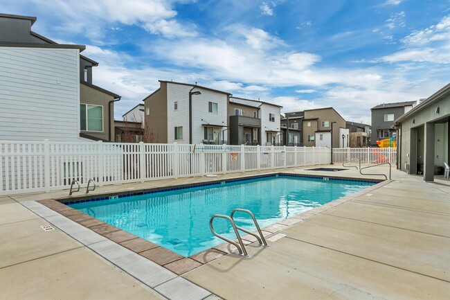 Building Photo - 13347 S Celestina Ln
