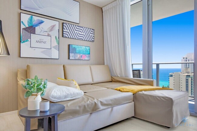 Building Photo - 4010 S Ocean Dr