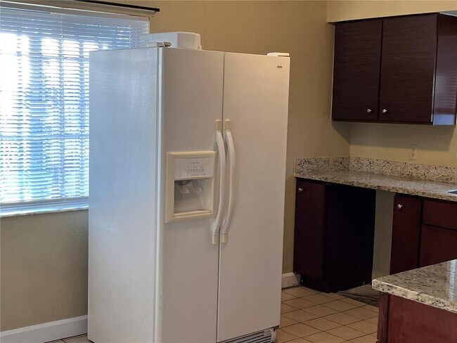 Building Photo - 4407 Signal Hill Rd