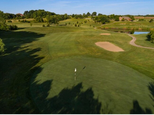 Building Photo - 223 Anderson Ln