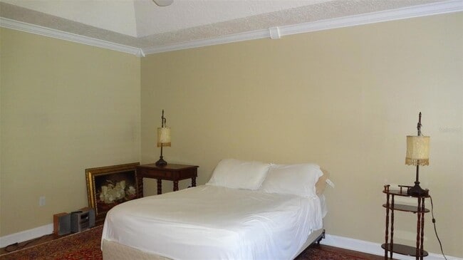 Building Photo - 1144 Delaney Ave