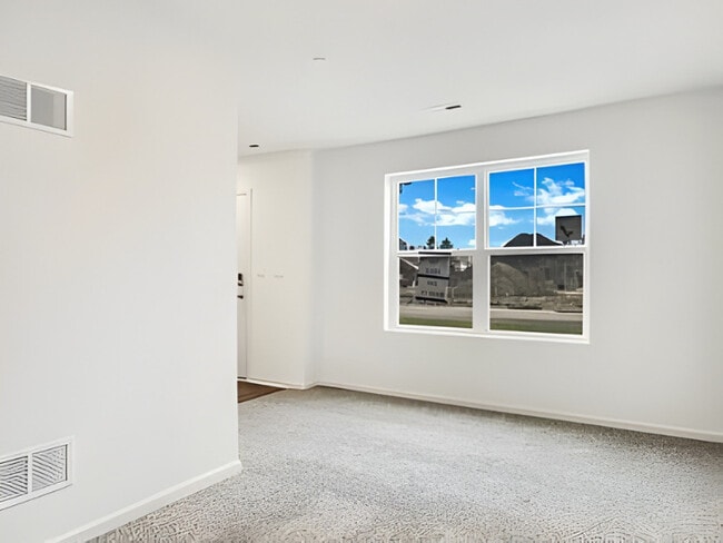 Building Photo - 367 Bridgeview Ct