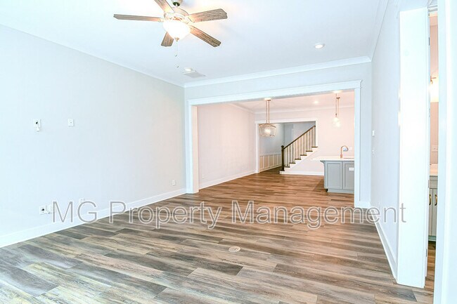 Building Photo - 4714 Blanchard Wy