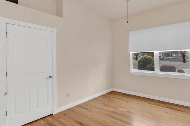 Building Photo - 2245 Idella Ct