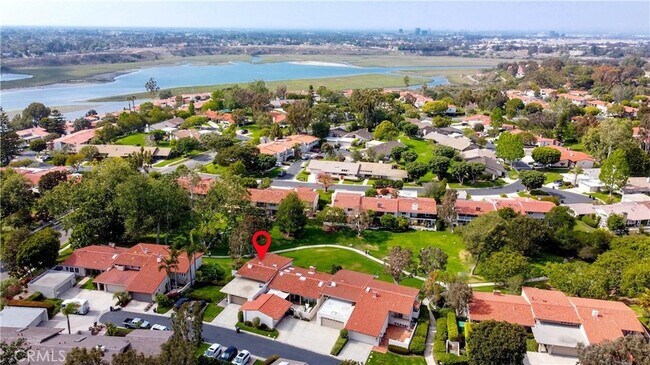 Building Photo - 406 Carlotta