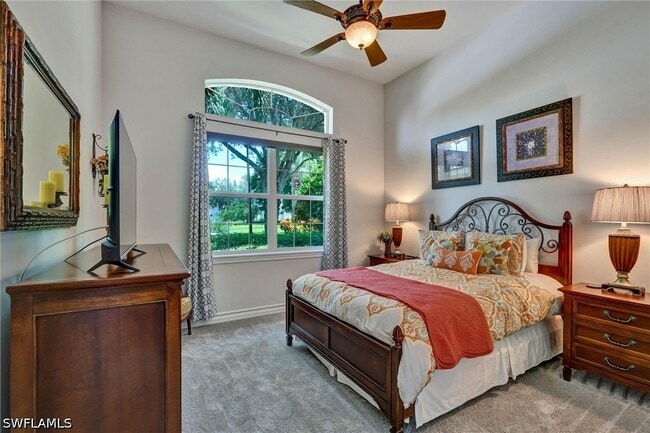 Building Photo - 14501 Carino Terrace