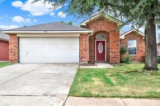 Building Photo - 306 Lakefront Dr