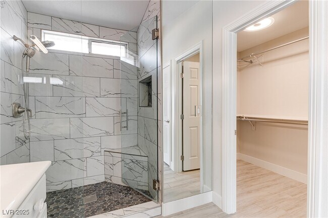 Building Photo - 2259 Smokey Sky Dr