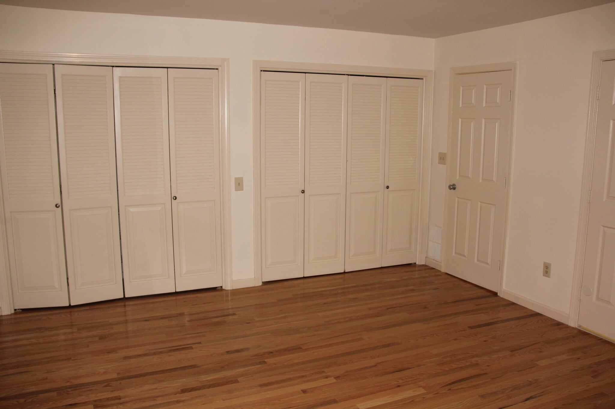 Master bedroom closets - 45 Tunxis Vlg