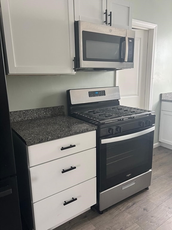 Building Photo - 44 Cedar St