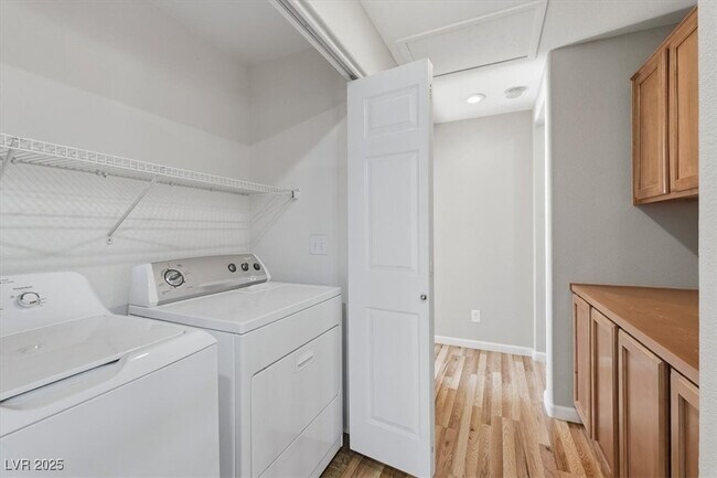 Building Photo - 10647 Bandera Mountain Ln