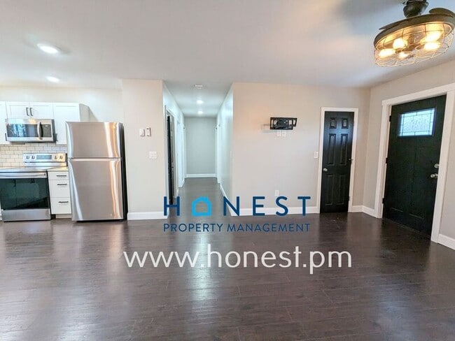 Building Photo - 20 Lexi Ln