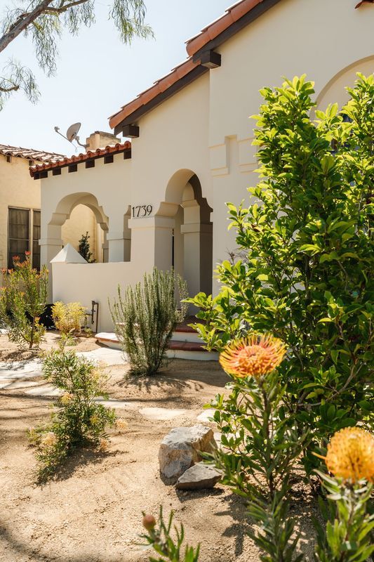 Building Photo - 1739 S Ogden Dr