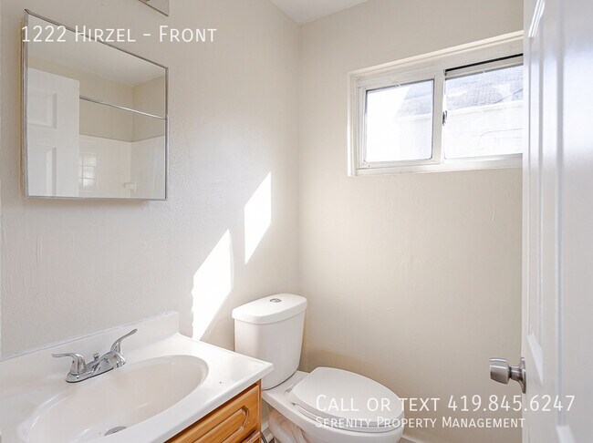 Building Photo - 1222 Hirzel-Front