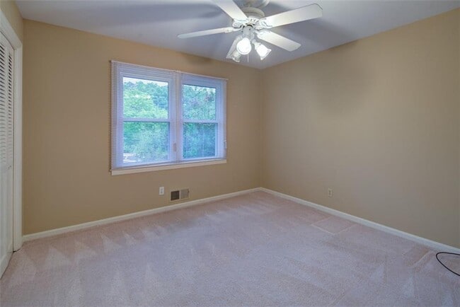 Building Photo - 1125 Old Forge Dr