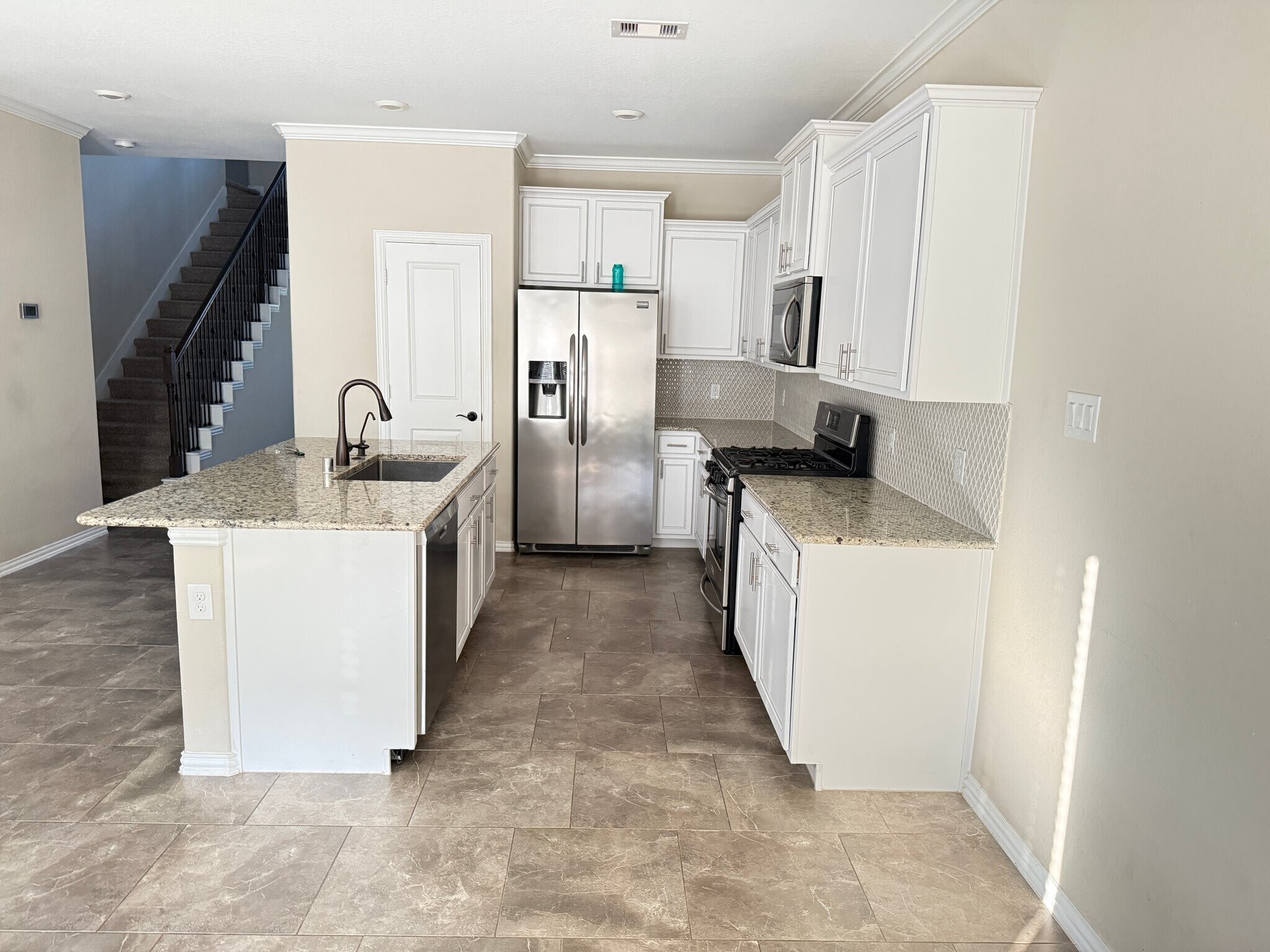 Building Photo - 6548 Dreamcatcher Ln