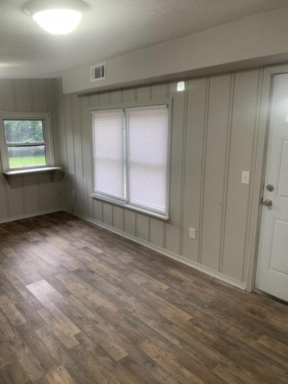 Building Photo - 217 S Arrington Dr