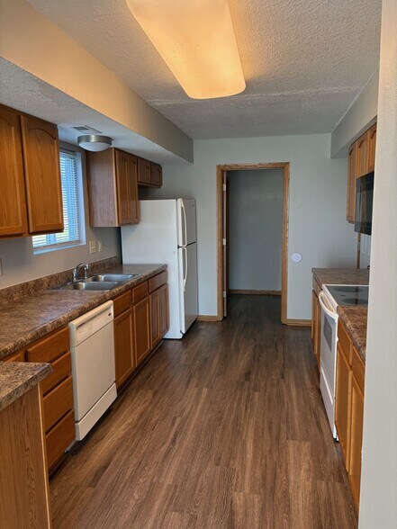 Building Photo - 1406 Adams St SE