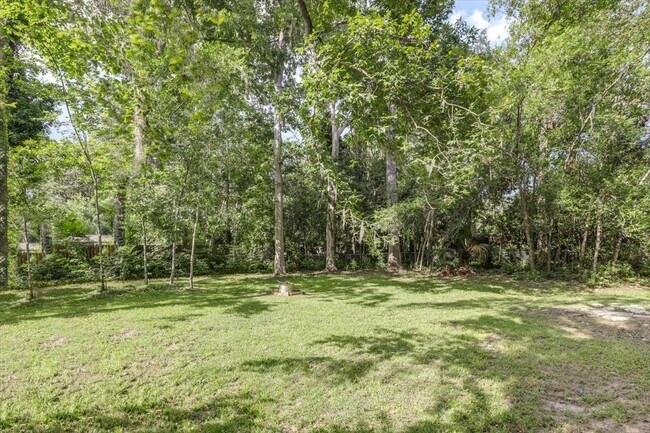 Building Photo - 1612 Hasosaw Nene