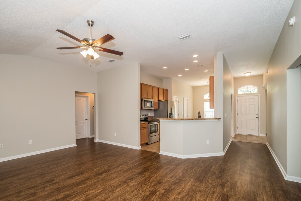 Building Photo - 303 Sanwick Dr