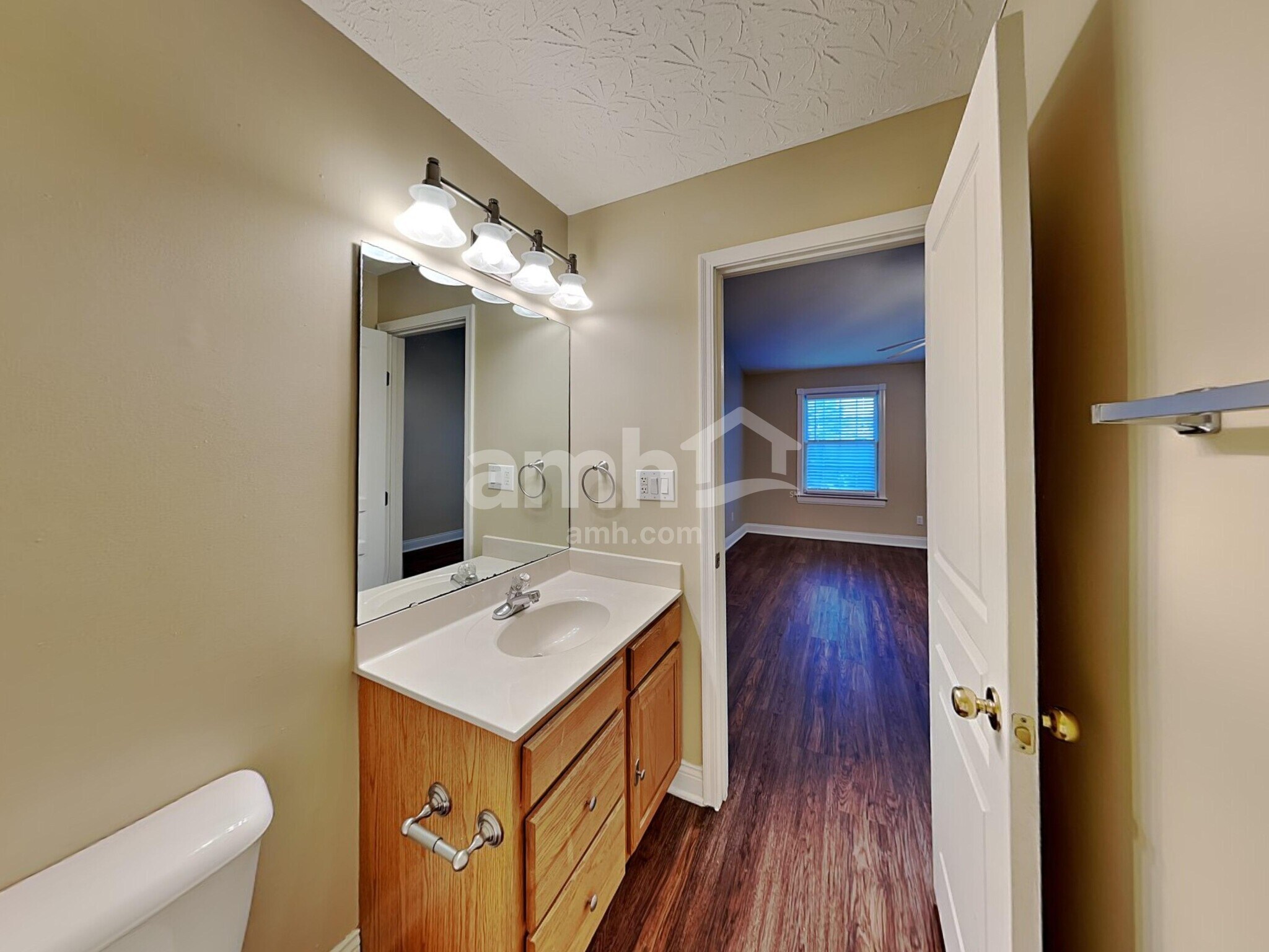 Building Photo - 10418 Antietam Rdg