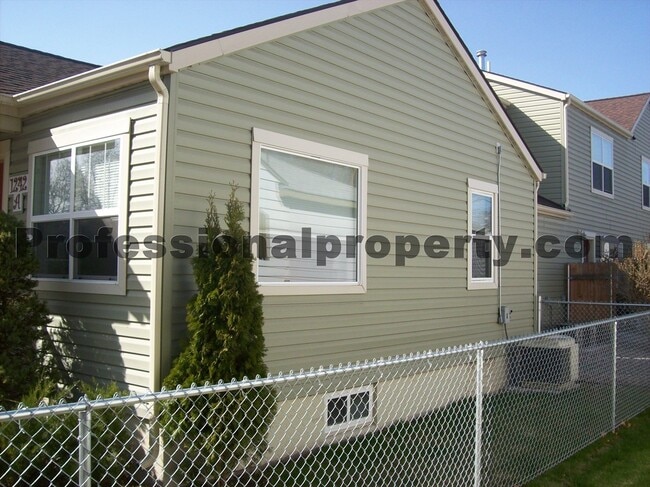 Building Photo - FOU1242