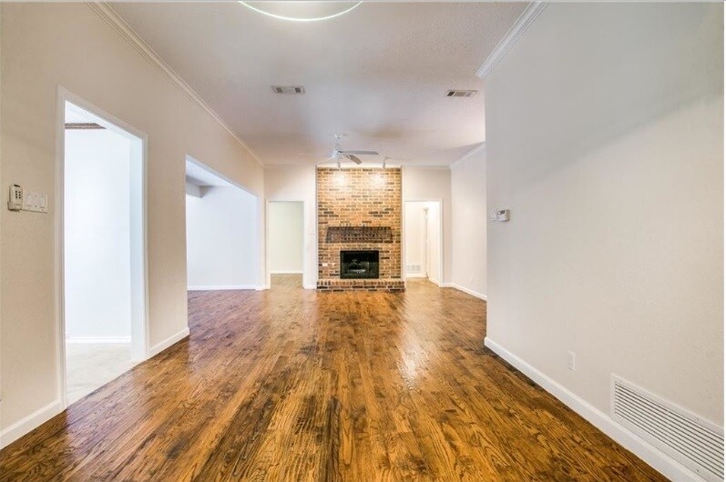 Building Photo - 224 Simmons Dr