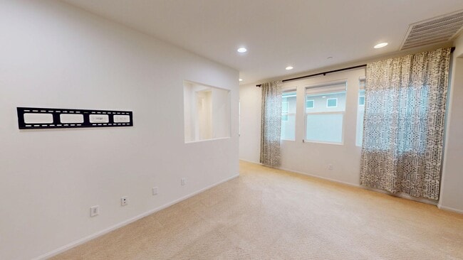 Building Photo - Former MODEL HOME | Great Location