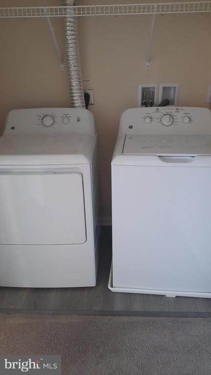 Building Photo - 837 Admiral's Quay Dr