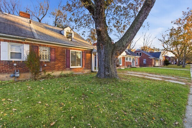 Building Photo - 10934 Nottingham Rd