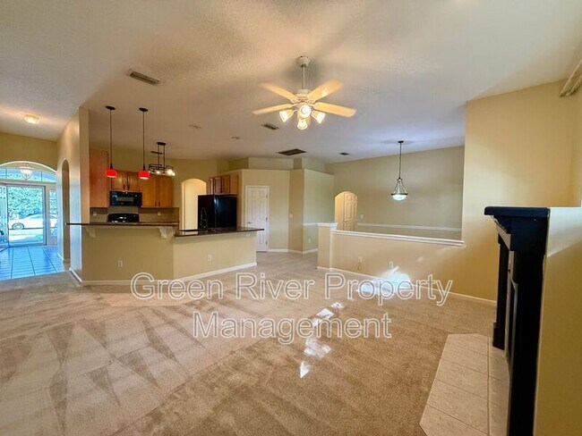Building Photo - 8716 Canopy Oaks Dr