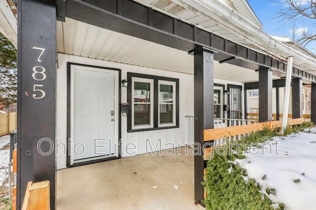 Building Photo - 785 S 18th St