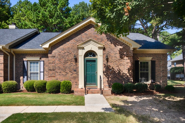 Primary Photo - Barnes - 324 Iverness Drive