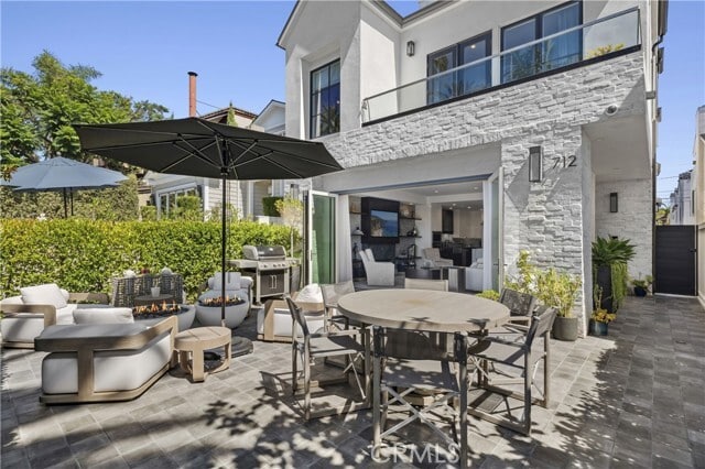 Building Photo - 712 Marguerite Ave